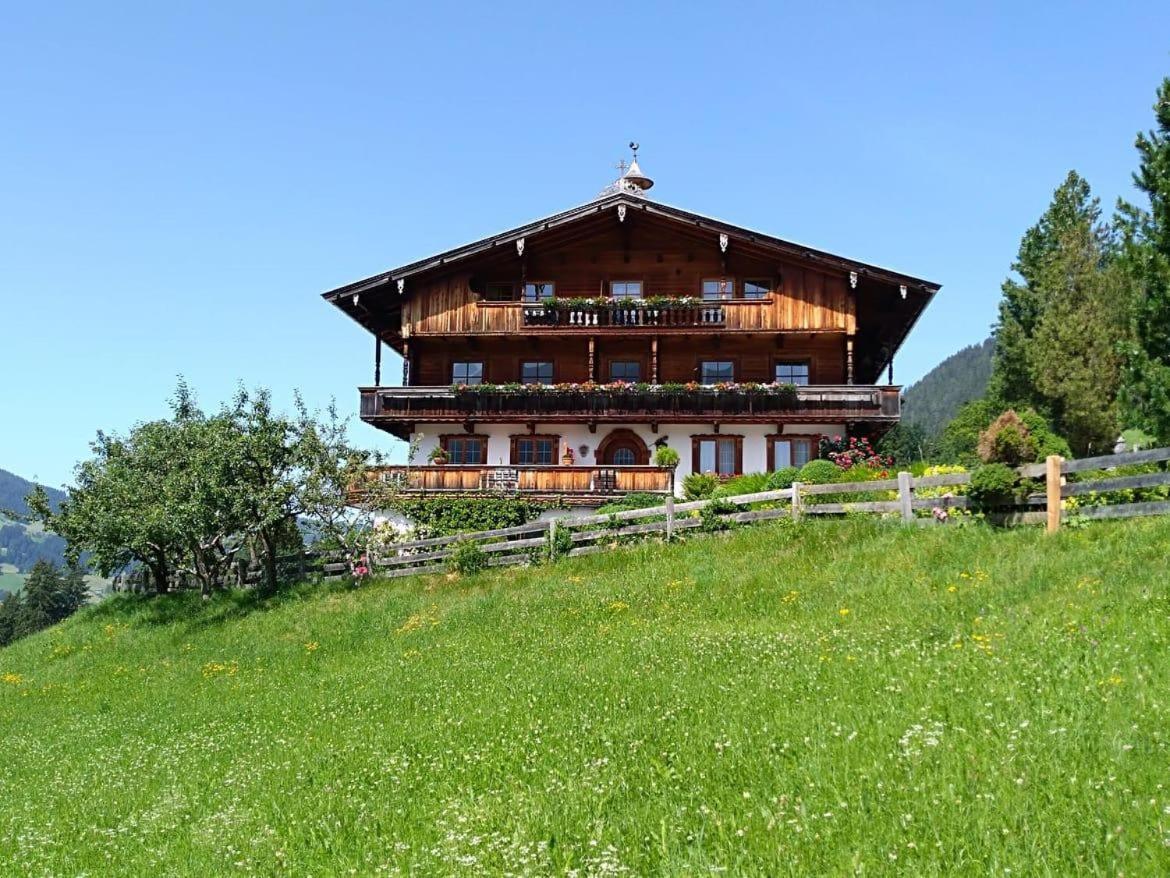 Aussermoos-Zuhaus อัลพ์บาค ภายนอก รูปภาพ